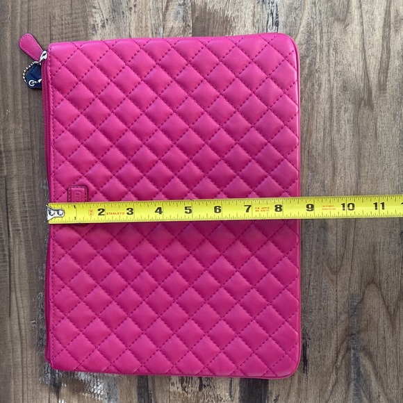 Pink Coach IPad Sleeve - Picture 6 of 6